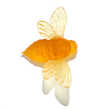 Load image into Gallery viewer, Bee - Wings Out
