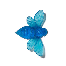Load image into Gallery viewer, Bee - Wings Out
