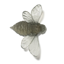 Load image into Gallery viewer, Bee - Wings Out
